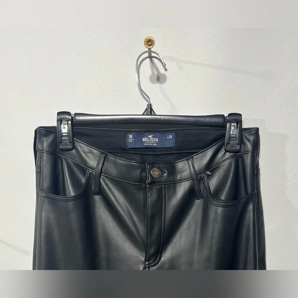 Hollister High-Rise Flare Black Soft Faux Leather Pants Size 7R (W28) Inseam 31” - Picture 2 of 6